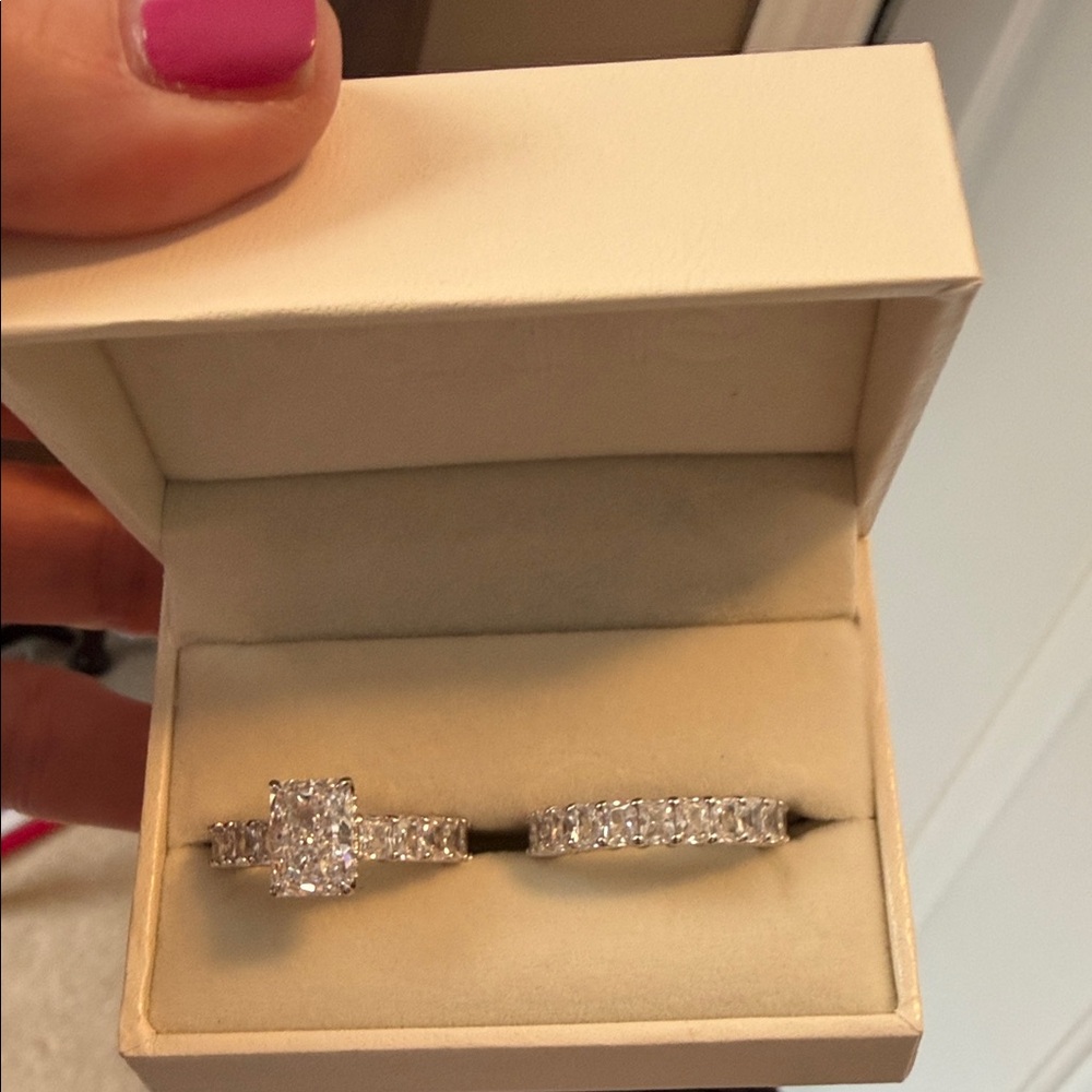 Silver Women's wedding set by Maxine